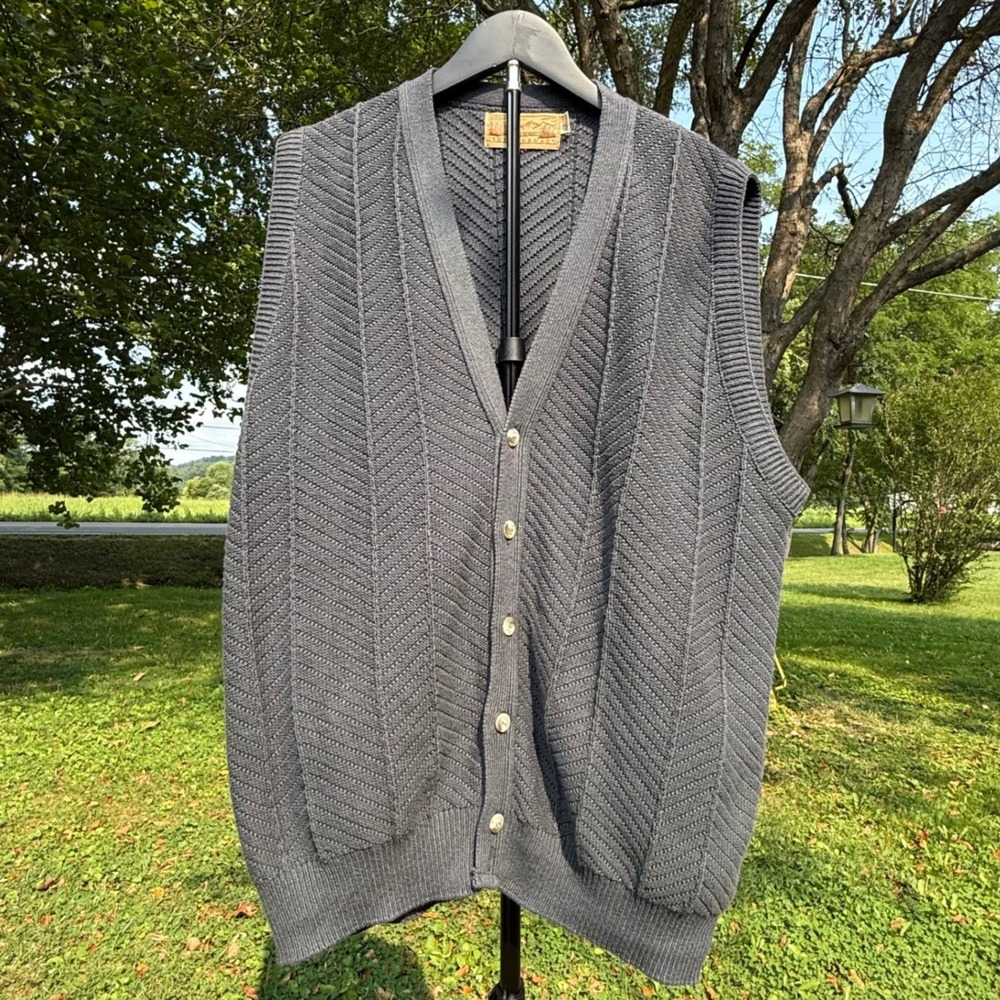 Shenandoah Mens Gray Cotton Knit Cardigan Vest Chevron Textured Made in USA L